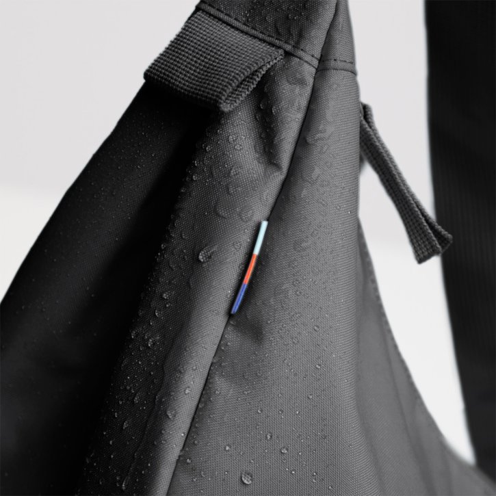 GOTBAG. Moon Bag large shark